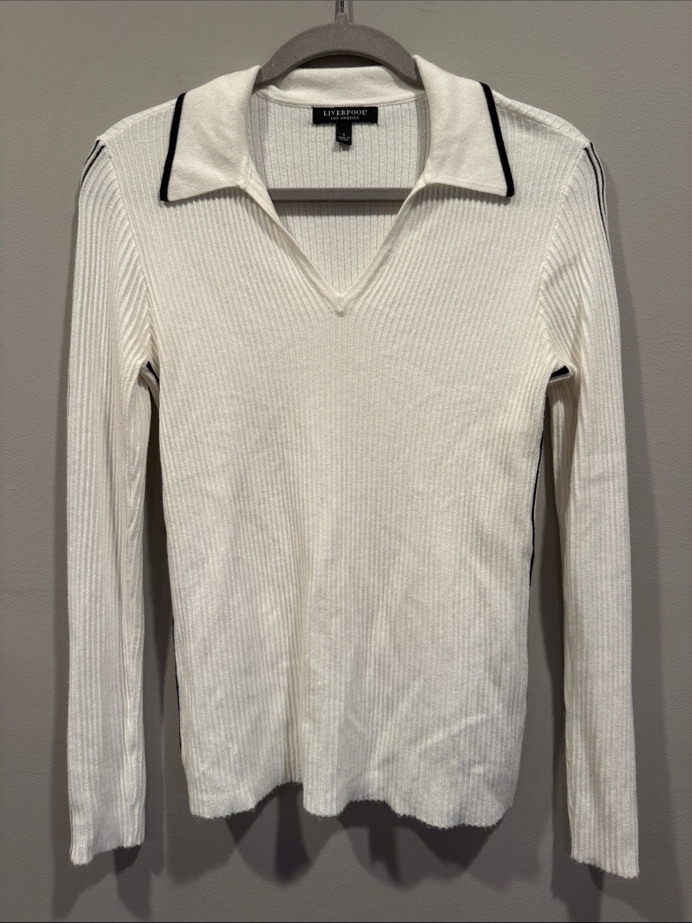 Liverpool Cream Ribbed V-Neck Polo Sweater with Black Trim- small
